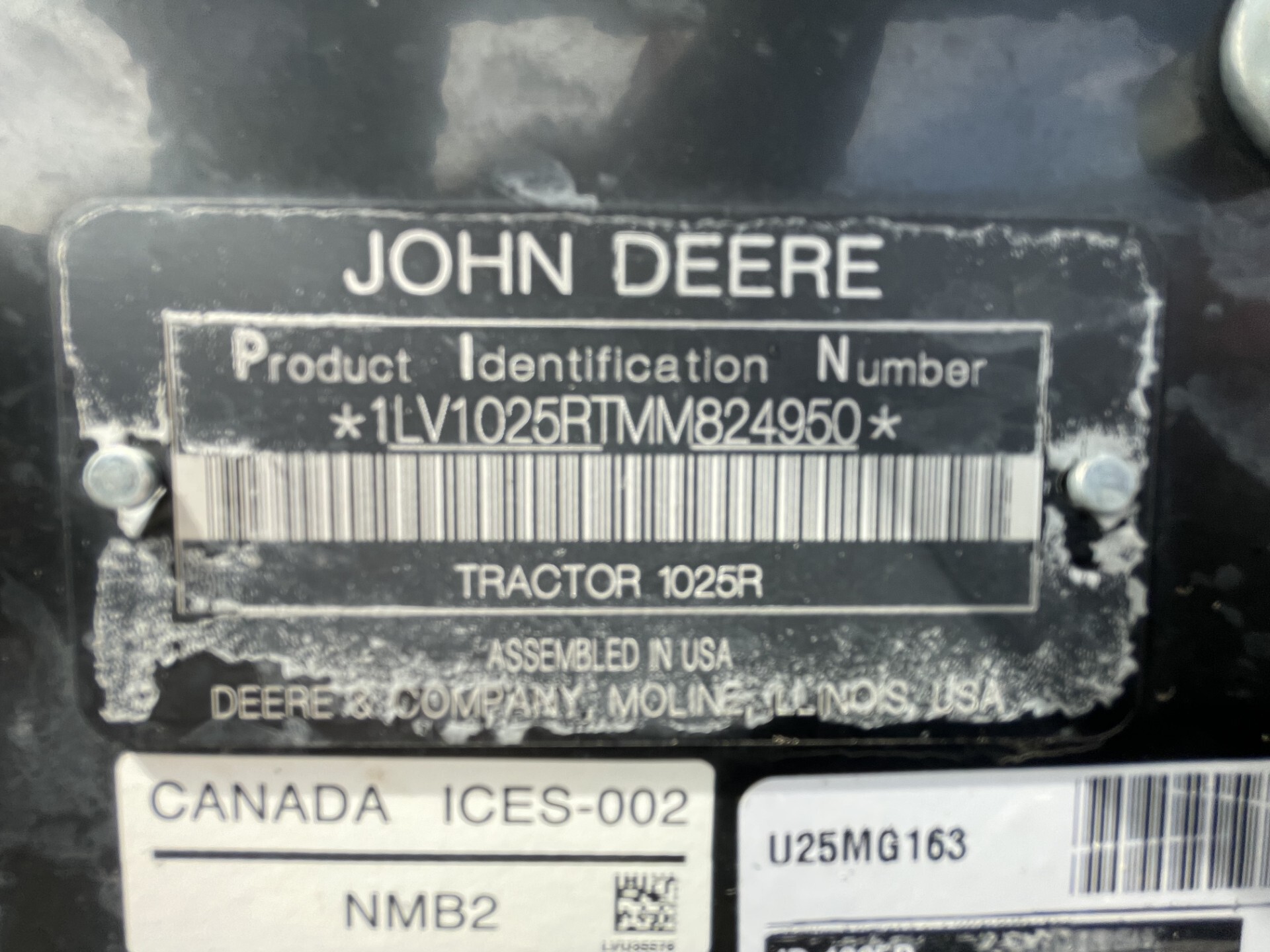 2021 John Deere 1025R Image 21