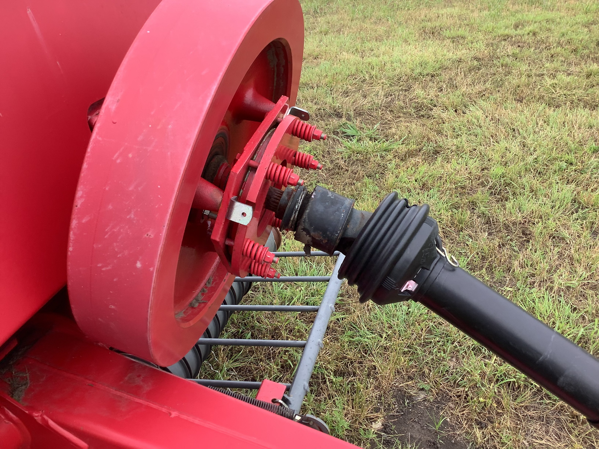 2013 Massey Ferguson 1837 Image 14