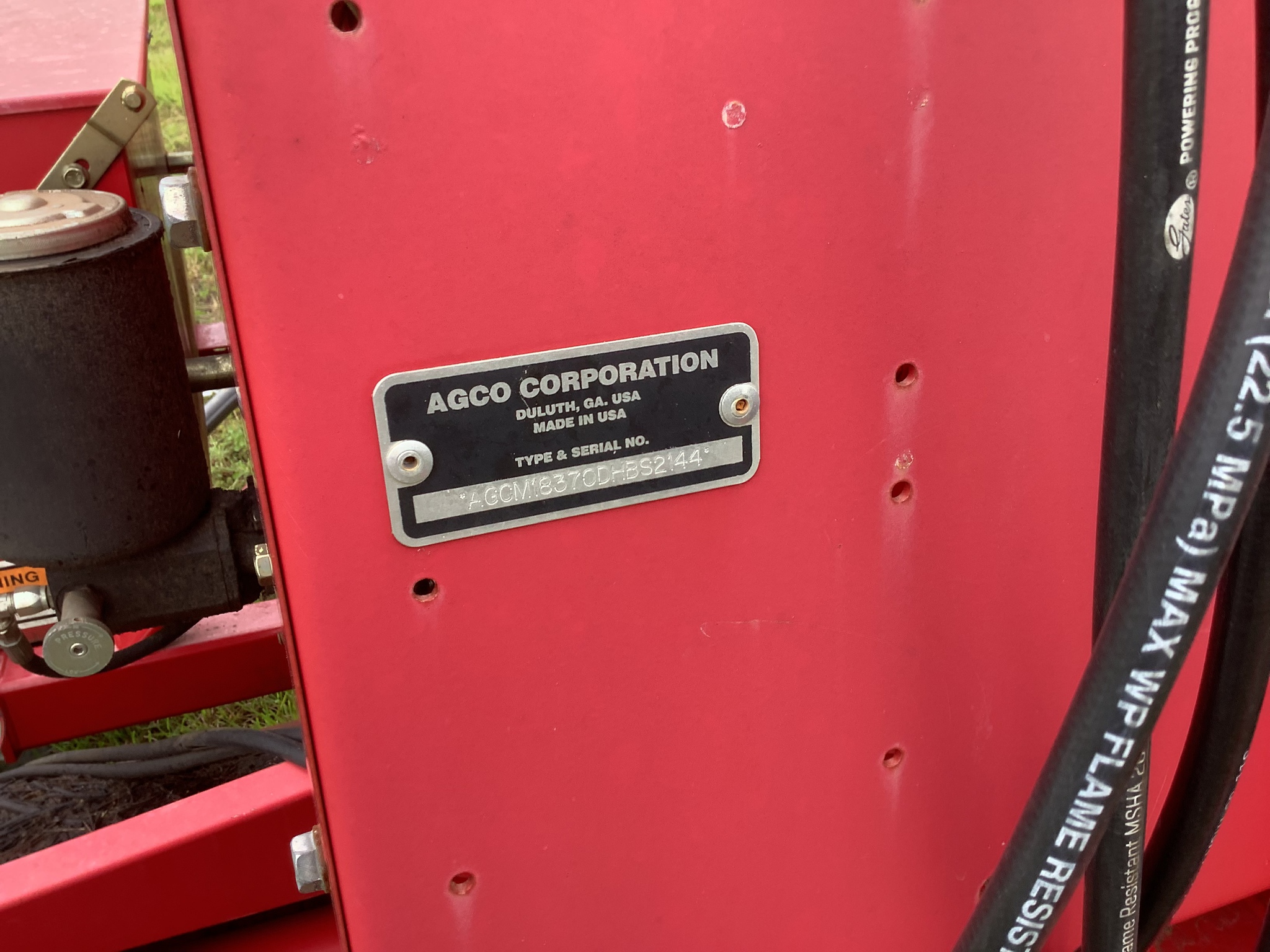 2013 Massey Ferguson 1837 Image 16
