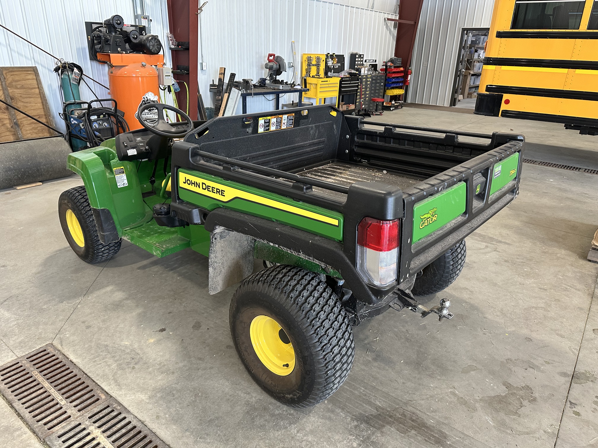 2024 John Deere TX Image 3