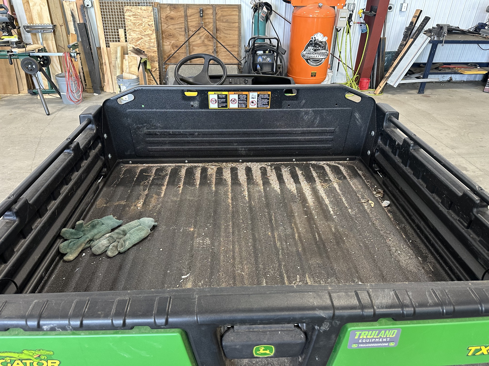 2024 John Deere TX Image 19
