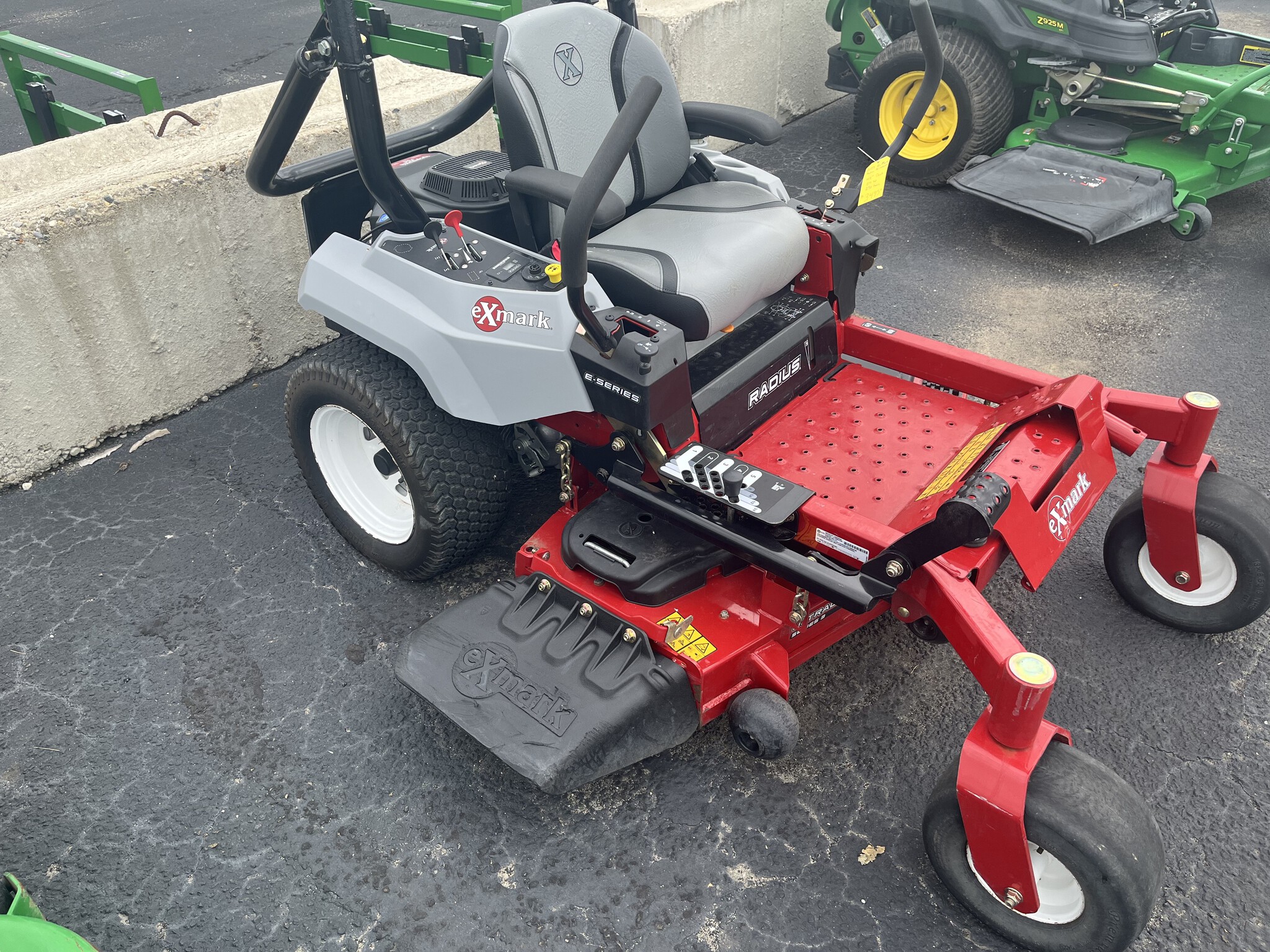 2022 Exmark RZE708GEM Image 4