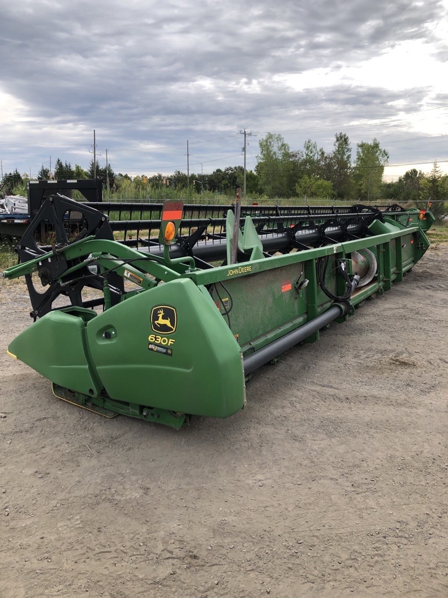 2014 John Deere 630F Image 7