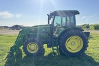 2023 John Deere 6105E Image 3