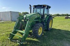 2023 John Deere 6105E Image 4