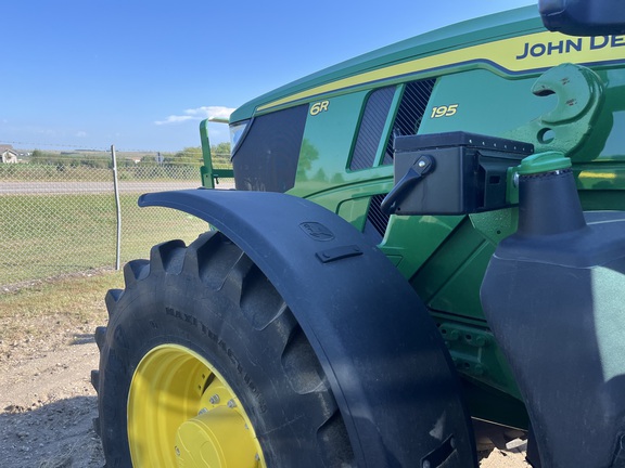 2023 John Deere 6R 195 (9th thumbnail)