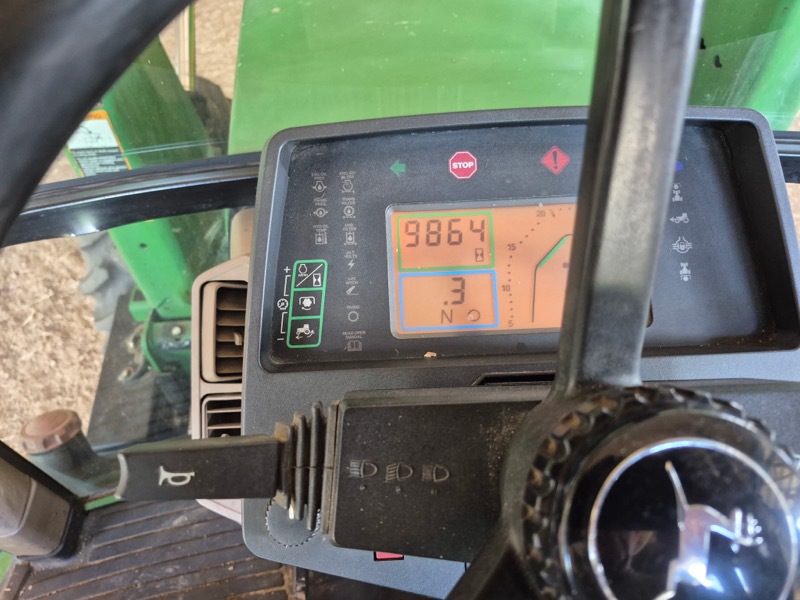 1999 John Deere 7610 Image 8