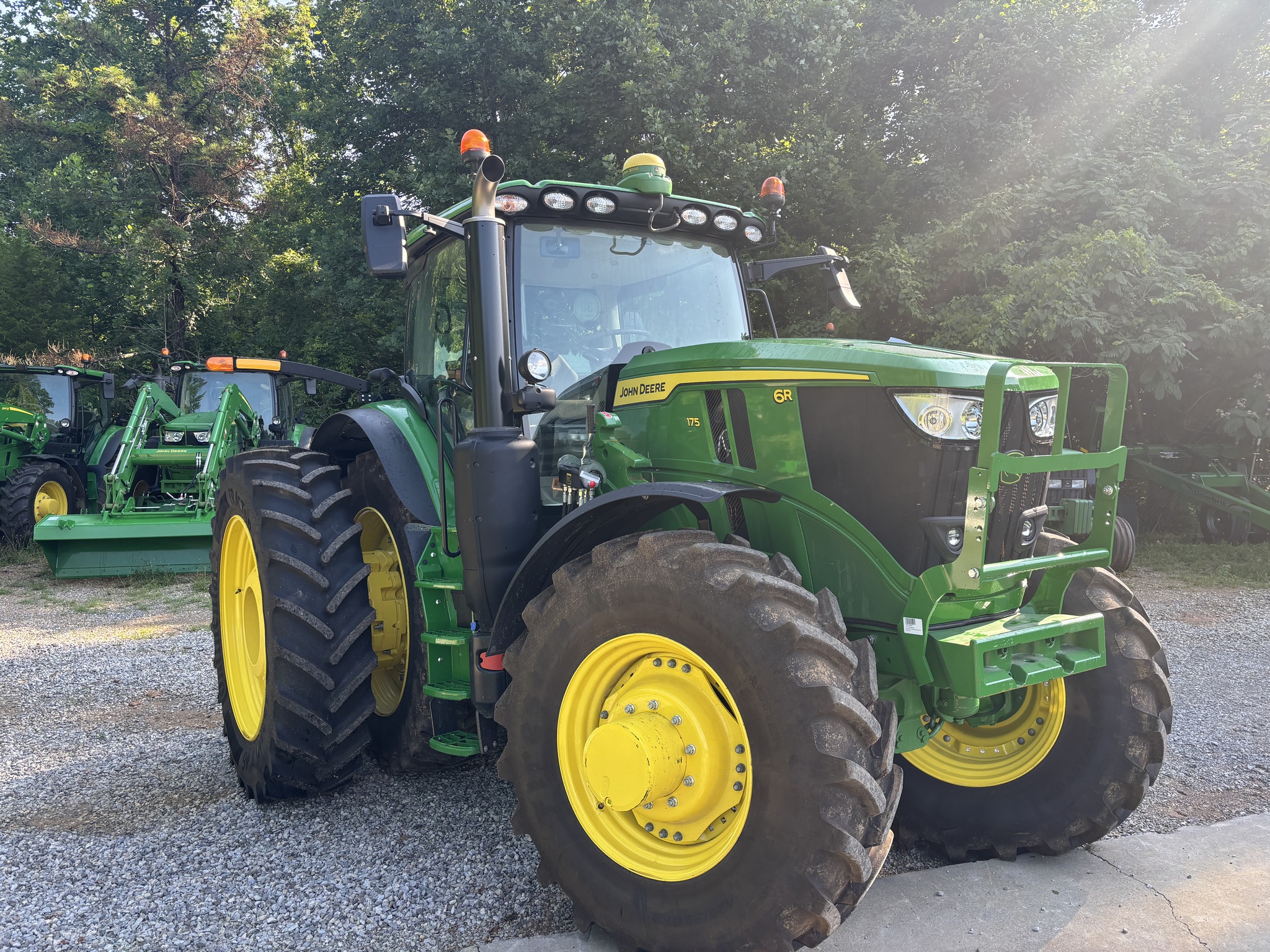 2024 John Deere 6R 175