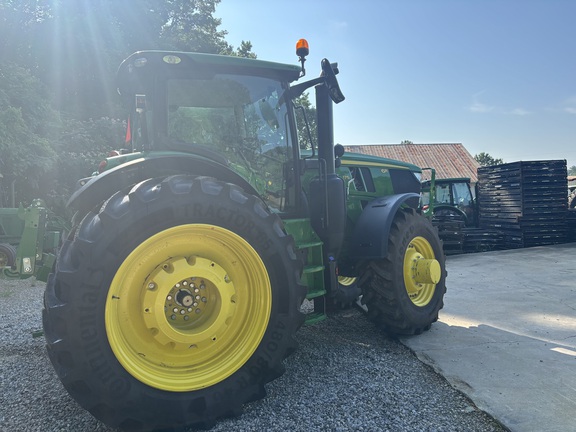 2024 John Deere 6R 175