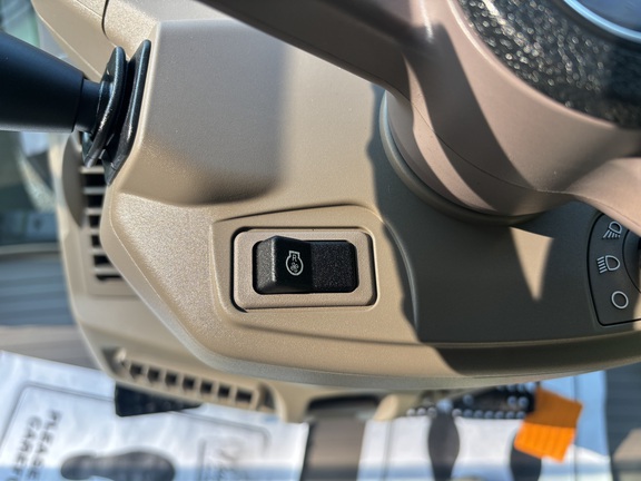 2024 John Deere 6R 175