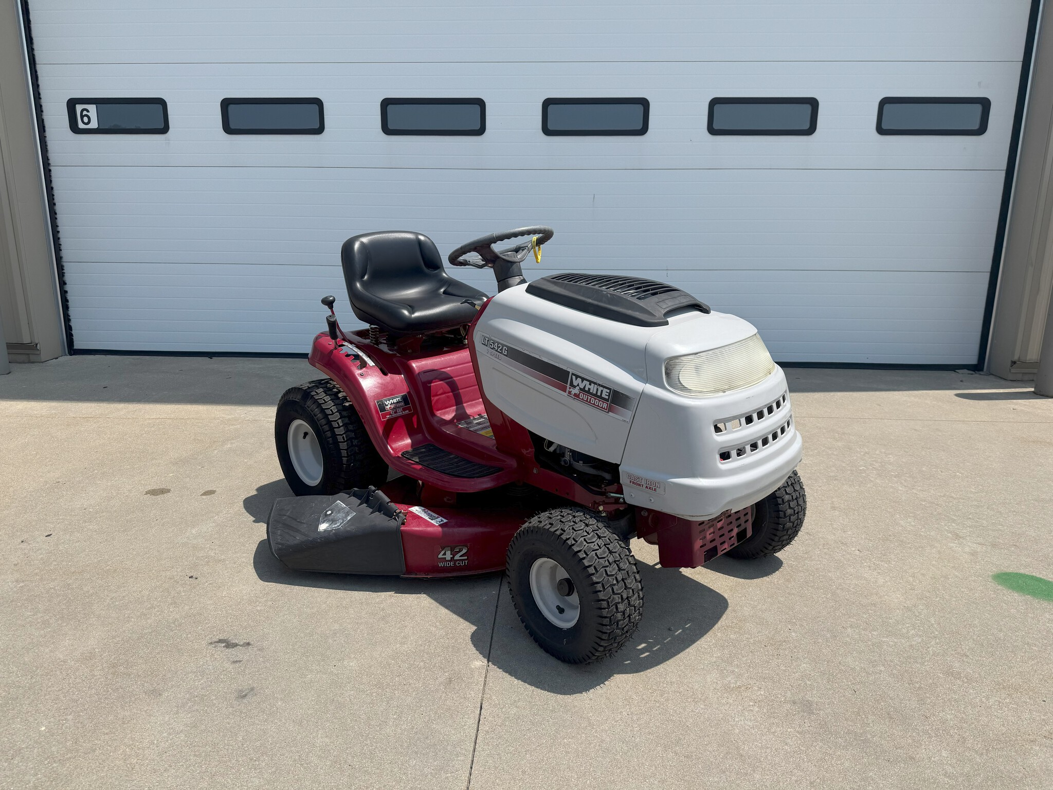2007 White Outdoor LT 542G Image 1