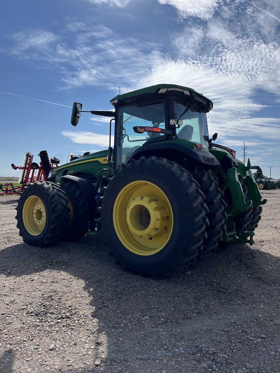 2024 John Deere 8R 370 Image 5