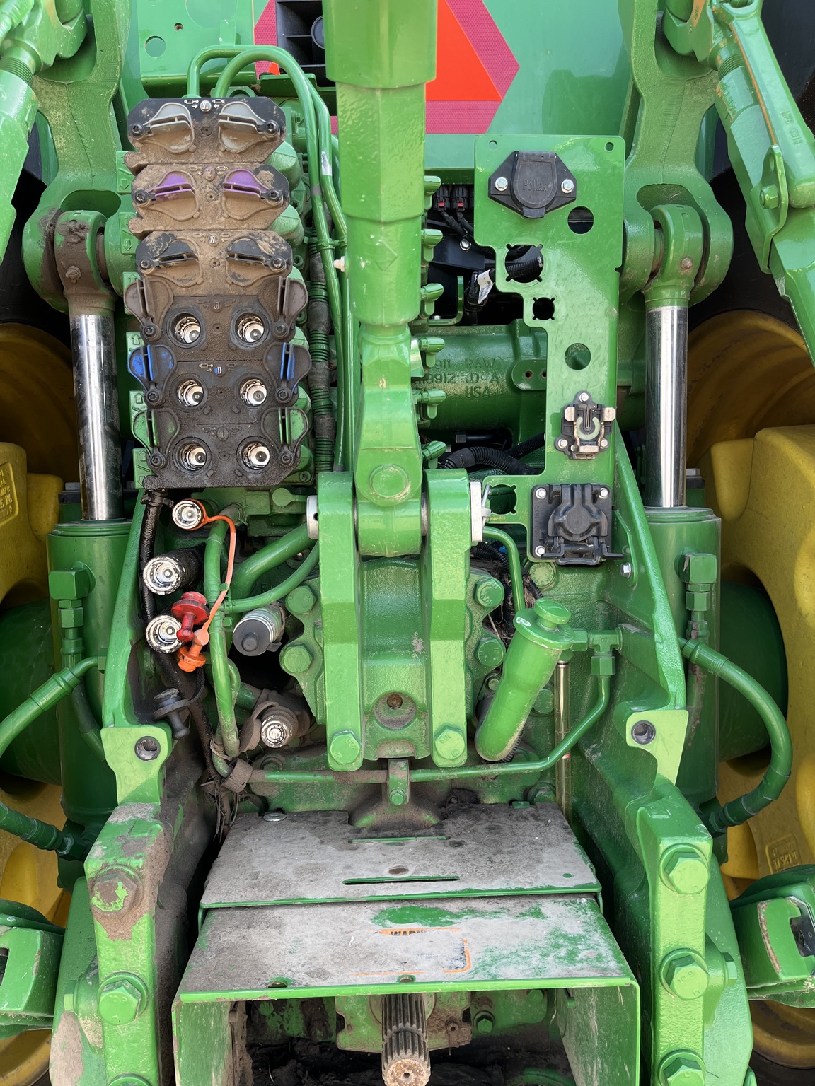 2024 John Deere 8R 370 Image 17