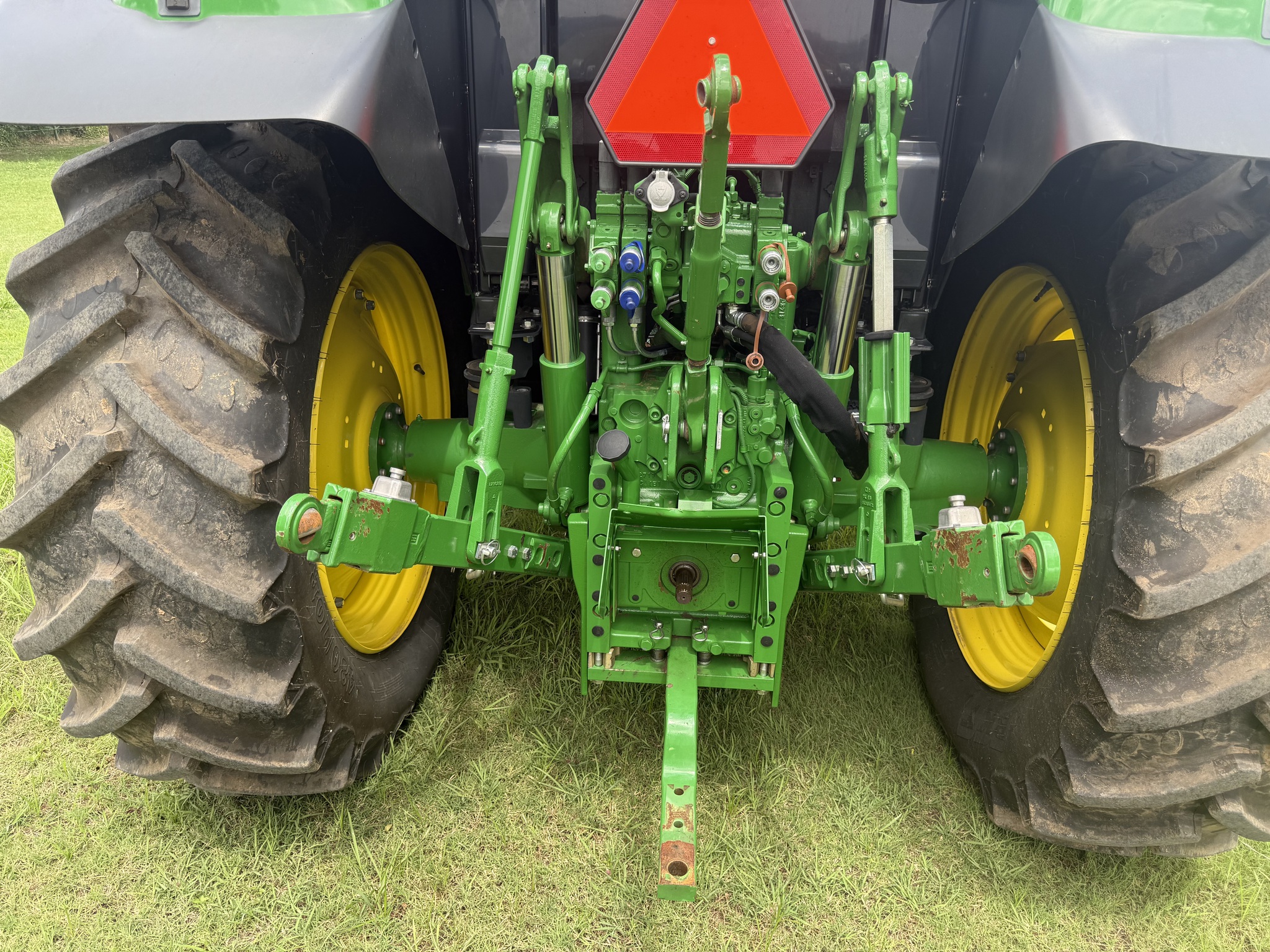 2023 John Deere 6130M Image 25