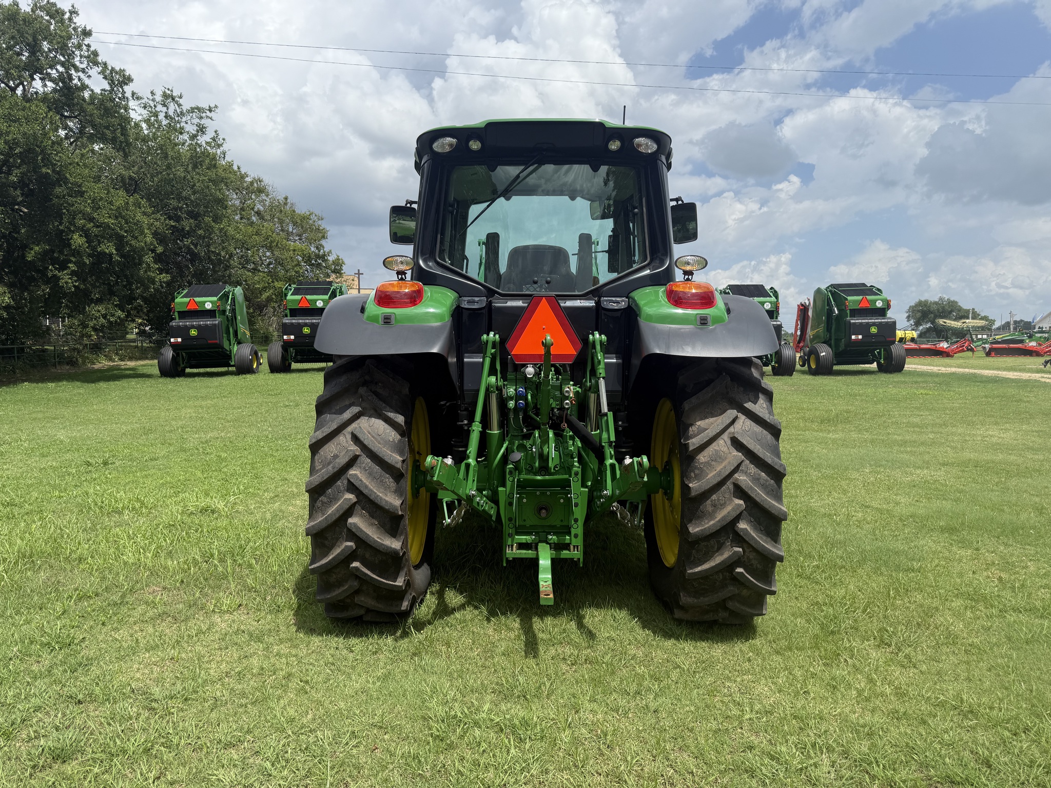 2023 John Deere 6130M Image 4