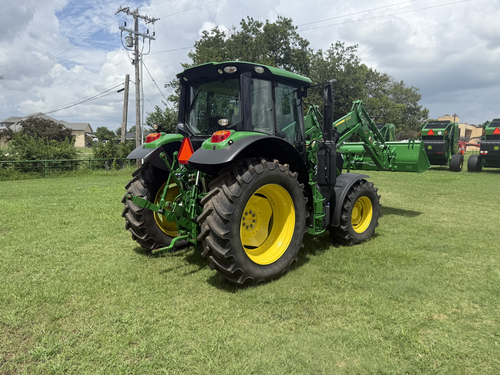 2023 John Deere 6130M Image 5