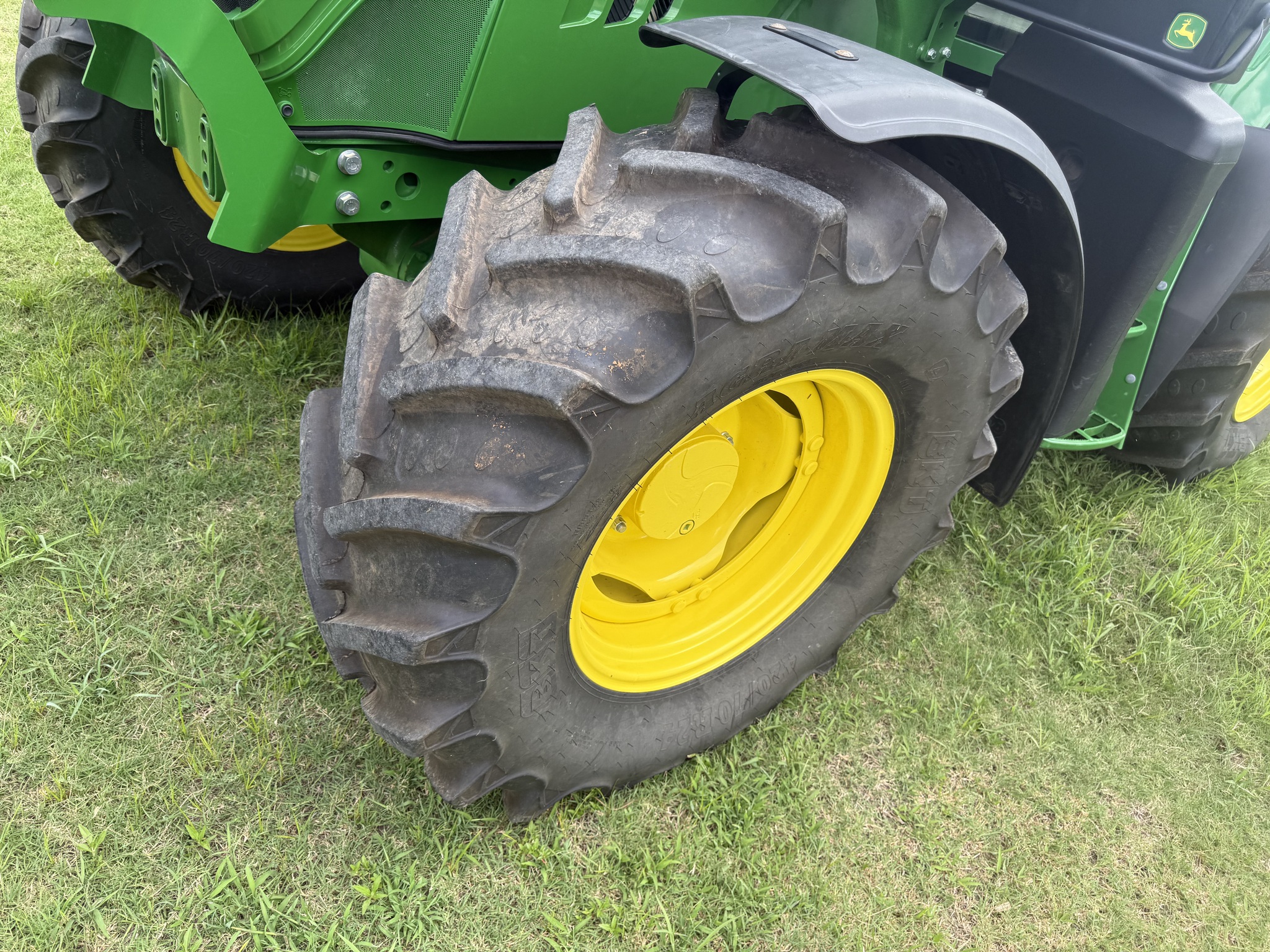 2023 John Deere 6130M Image 30