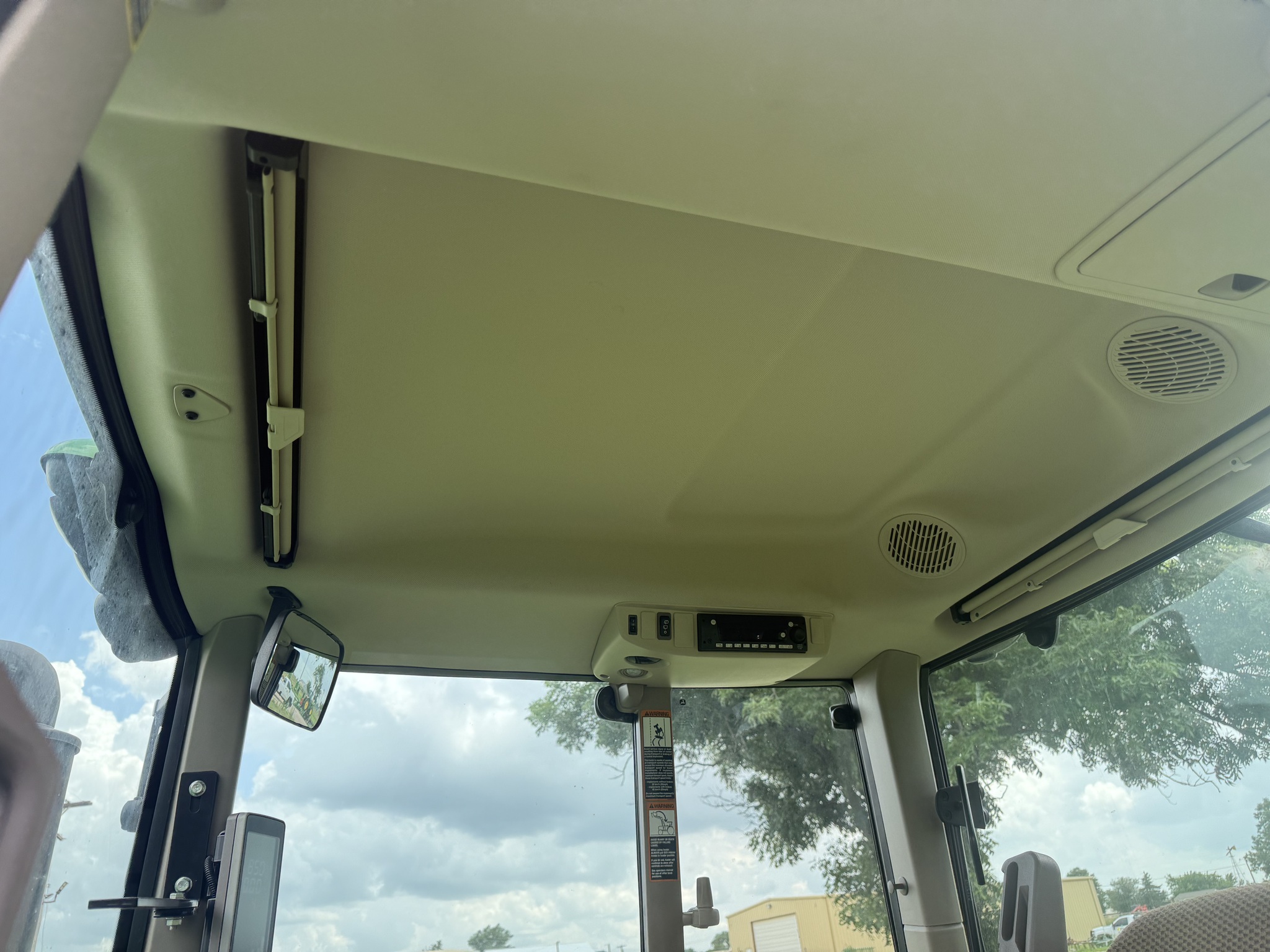 2023 John Deere 6130M Image 17