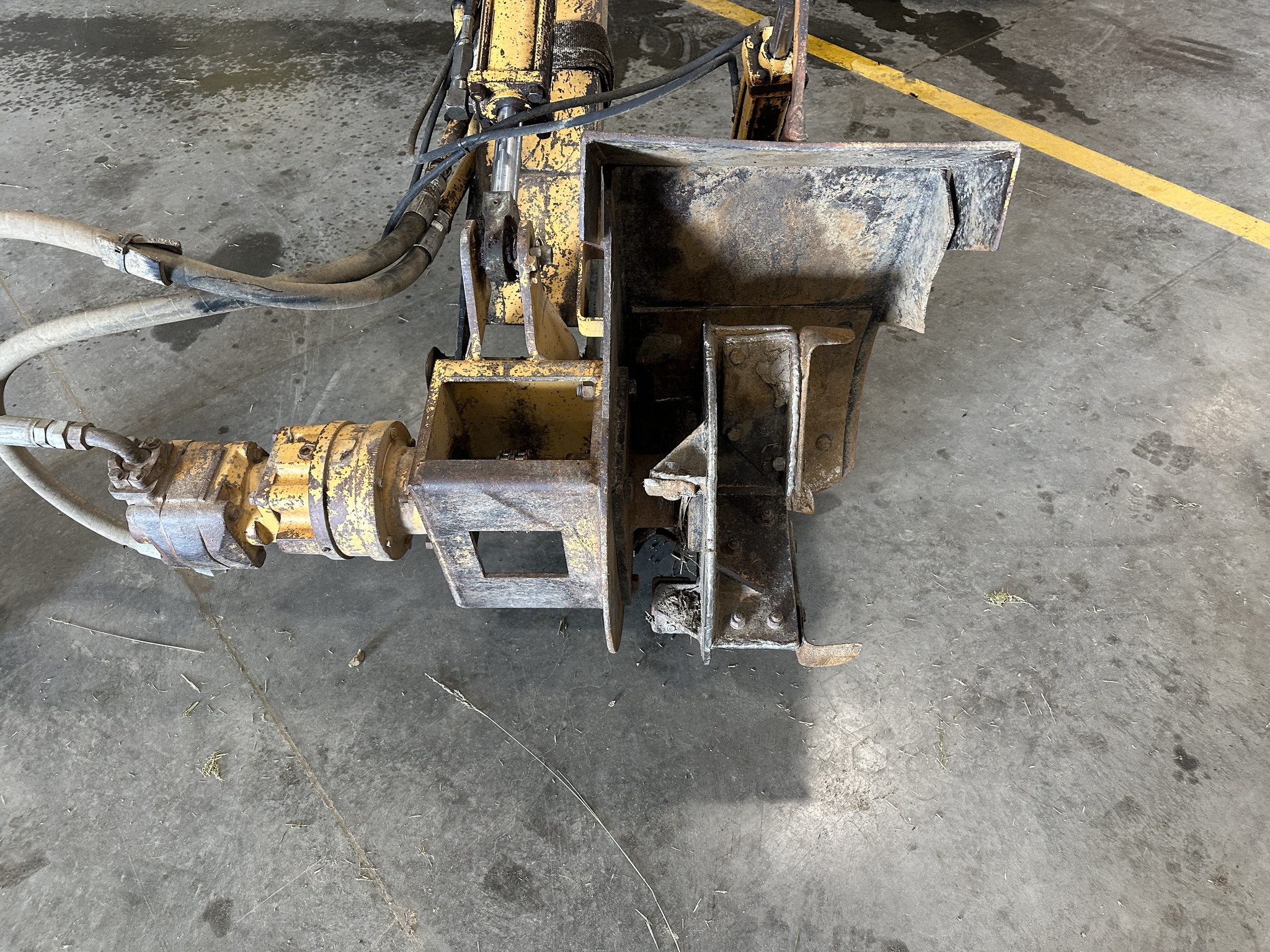 2001 John Deere 7410 Image 2
