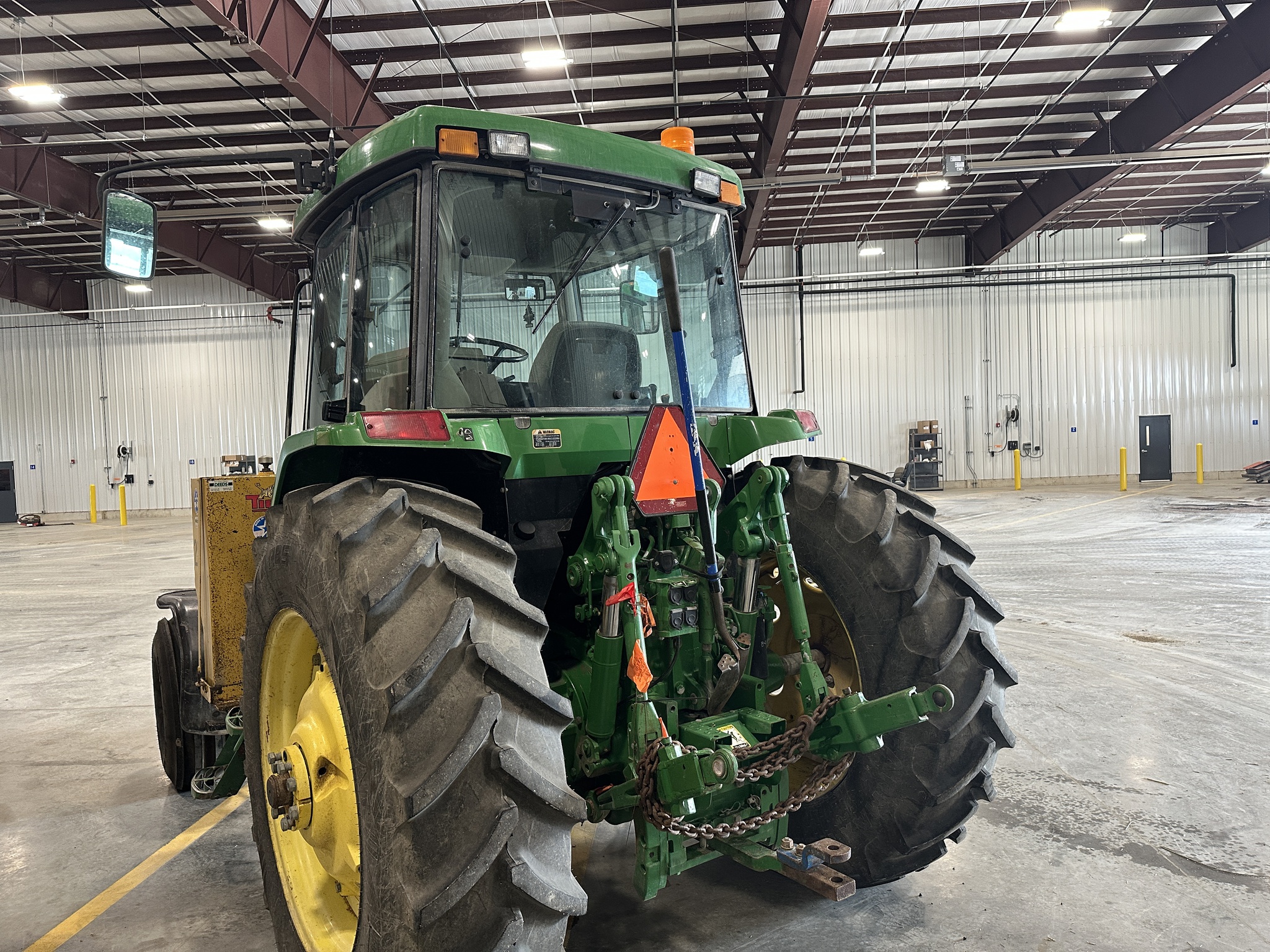 2001 John Deere 7410 Image 13