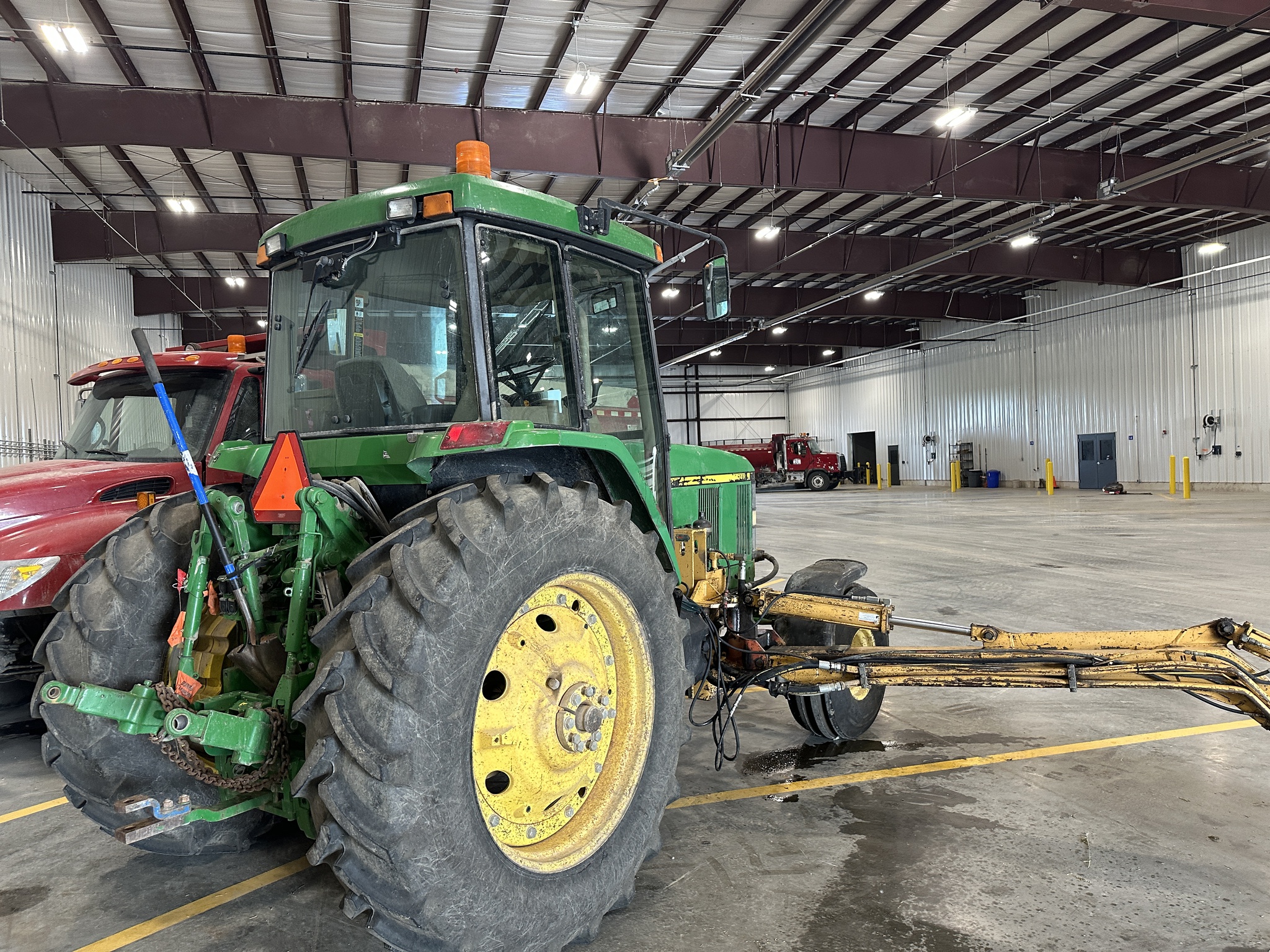 2001 John Deere 7410 Image 15