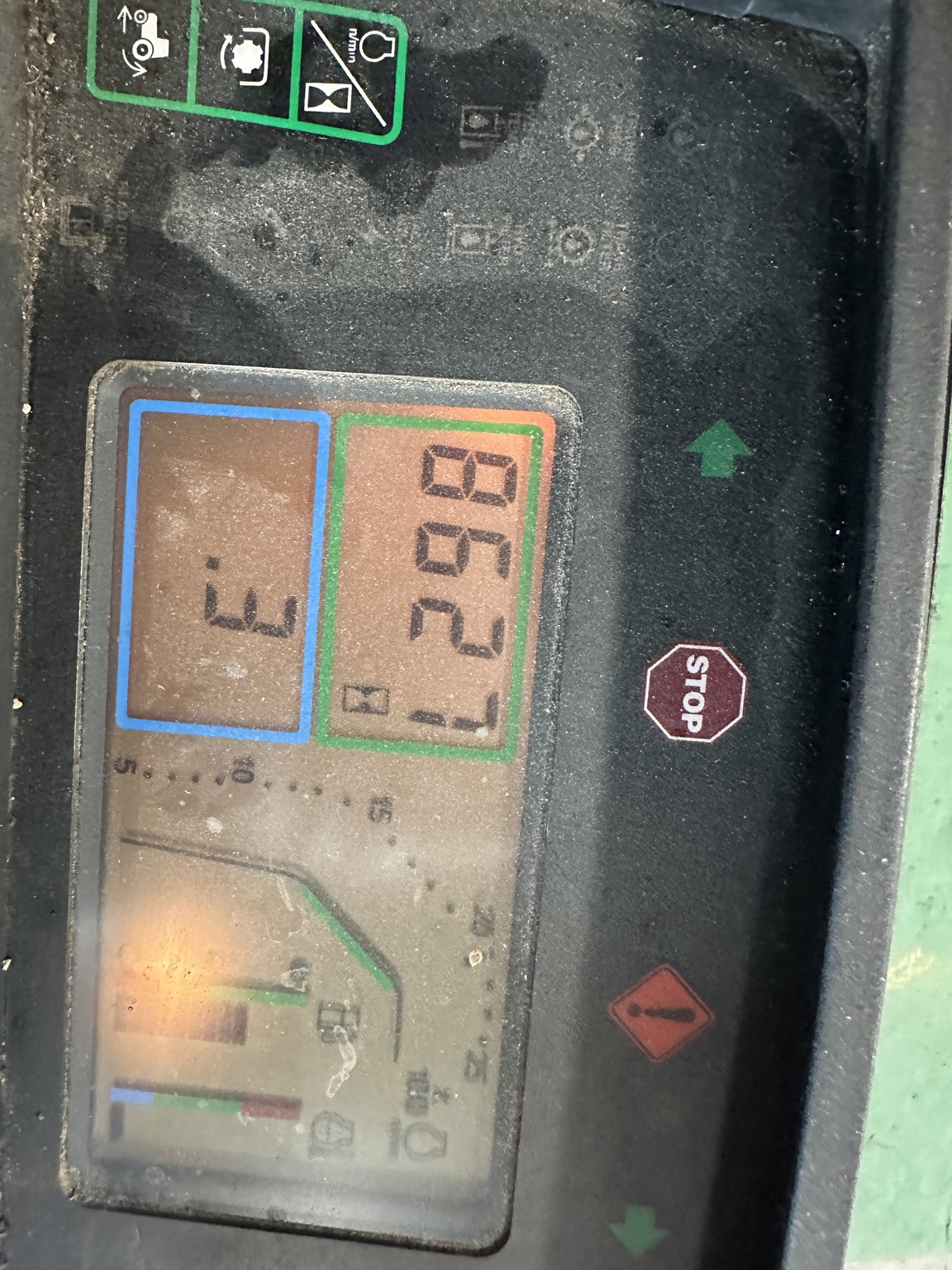2001 John Deere 7410 Image 18