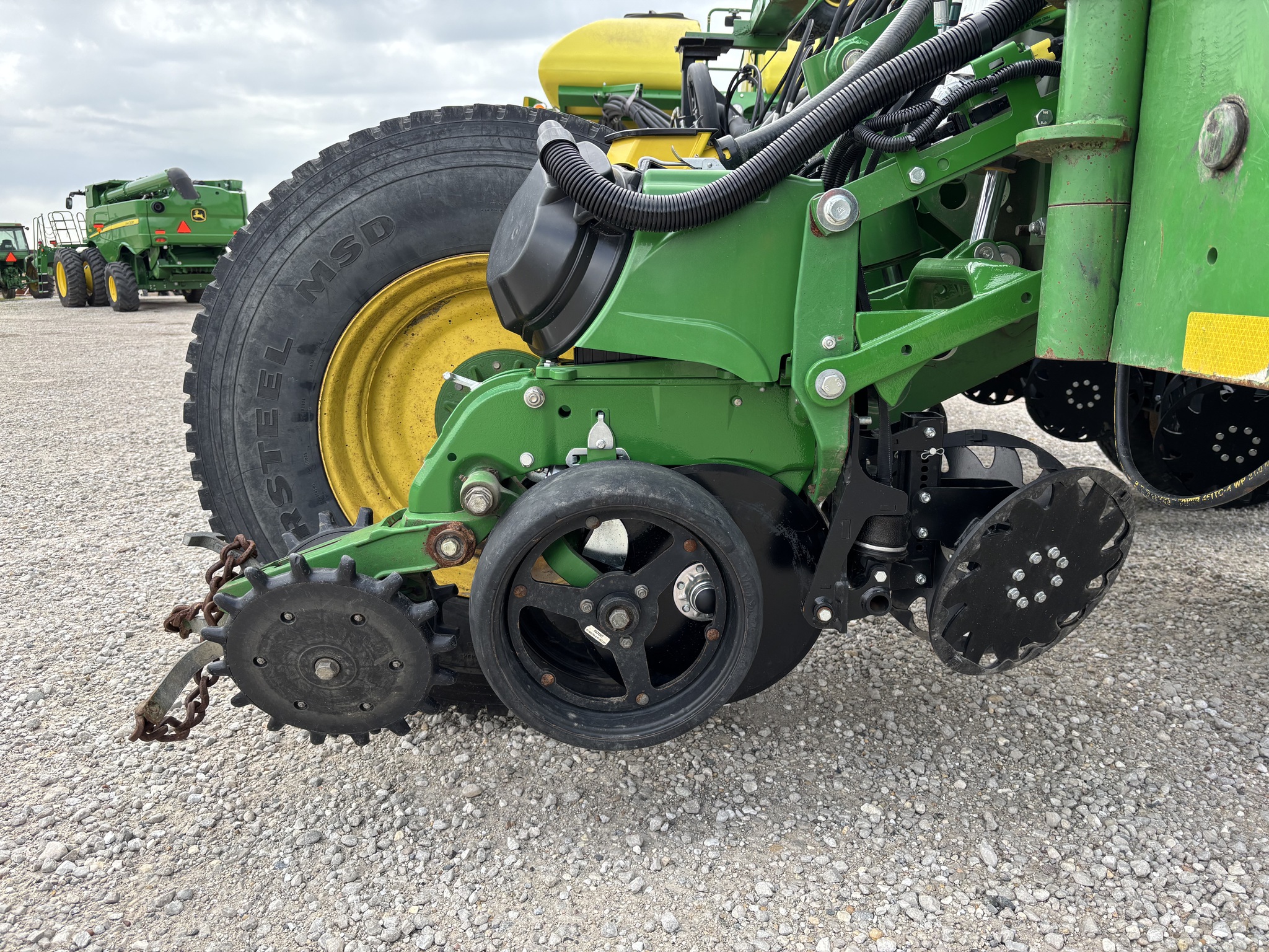  2015 John Deere 1775NT at Heritage Tractor in Brimfield, IL