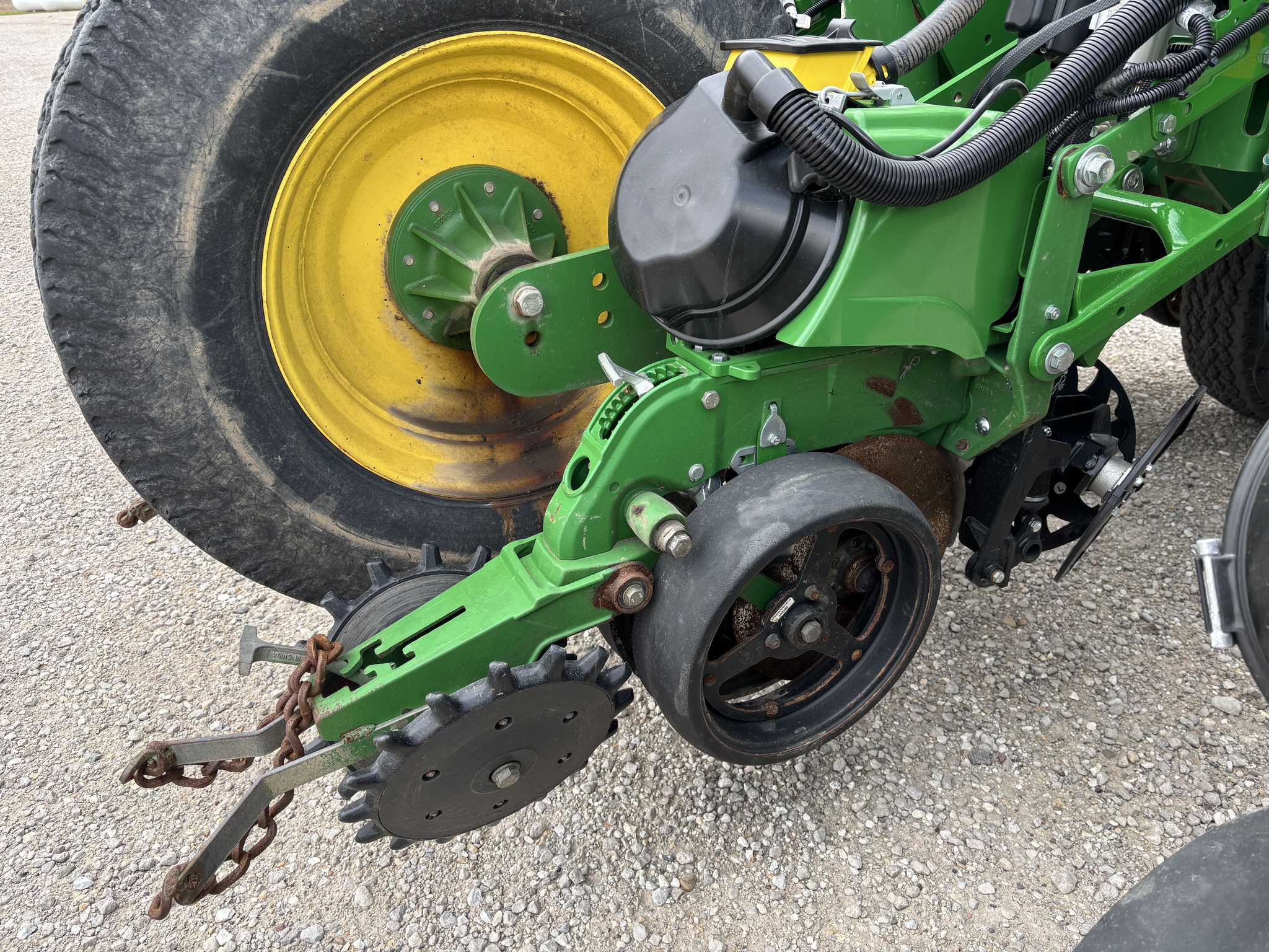  2015 John Deere 1775NT at Heritage Tractor in Brimfield, IL
