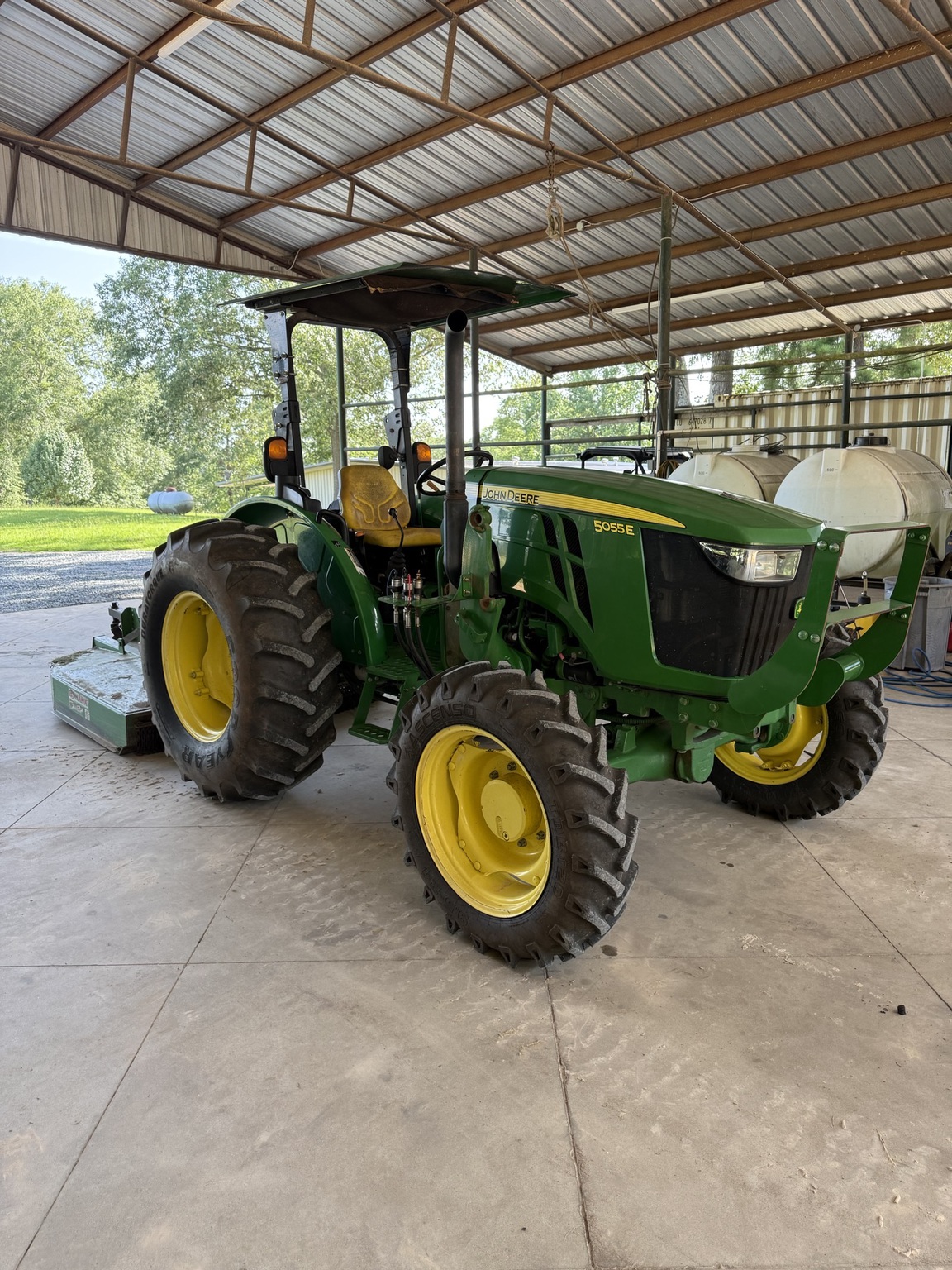 2017 John Deere 5055E Image 3