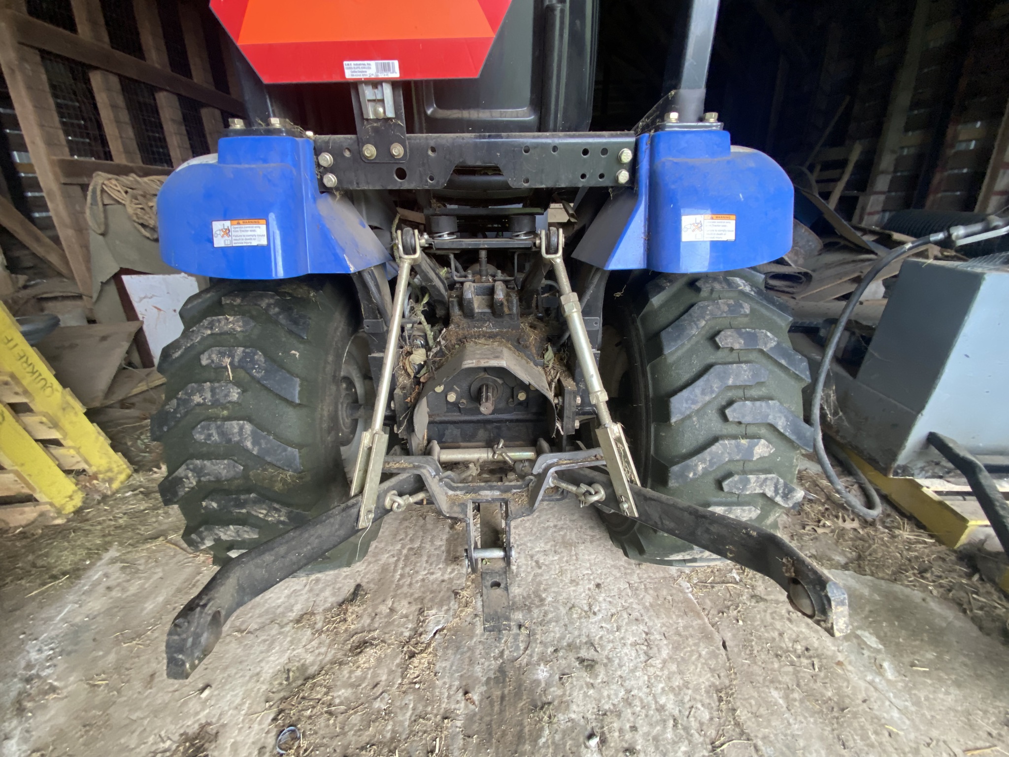 2015 New Holland Boomer 24 Image 3