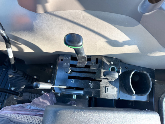 2024 John-Deere 5075E