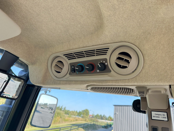 2024 John-Deere 5075E