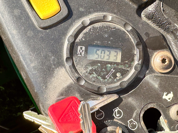 2023 John-Deere Z915E