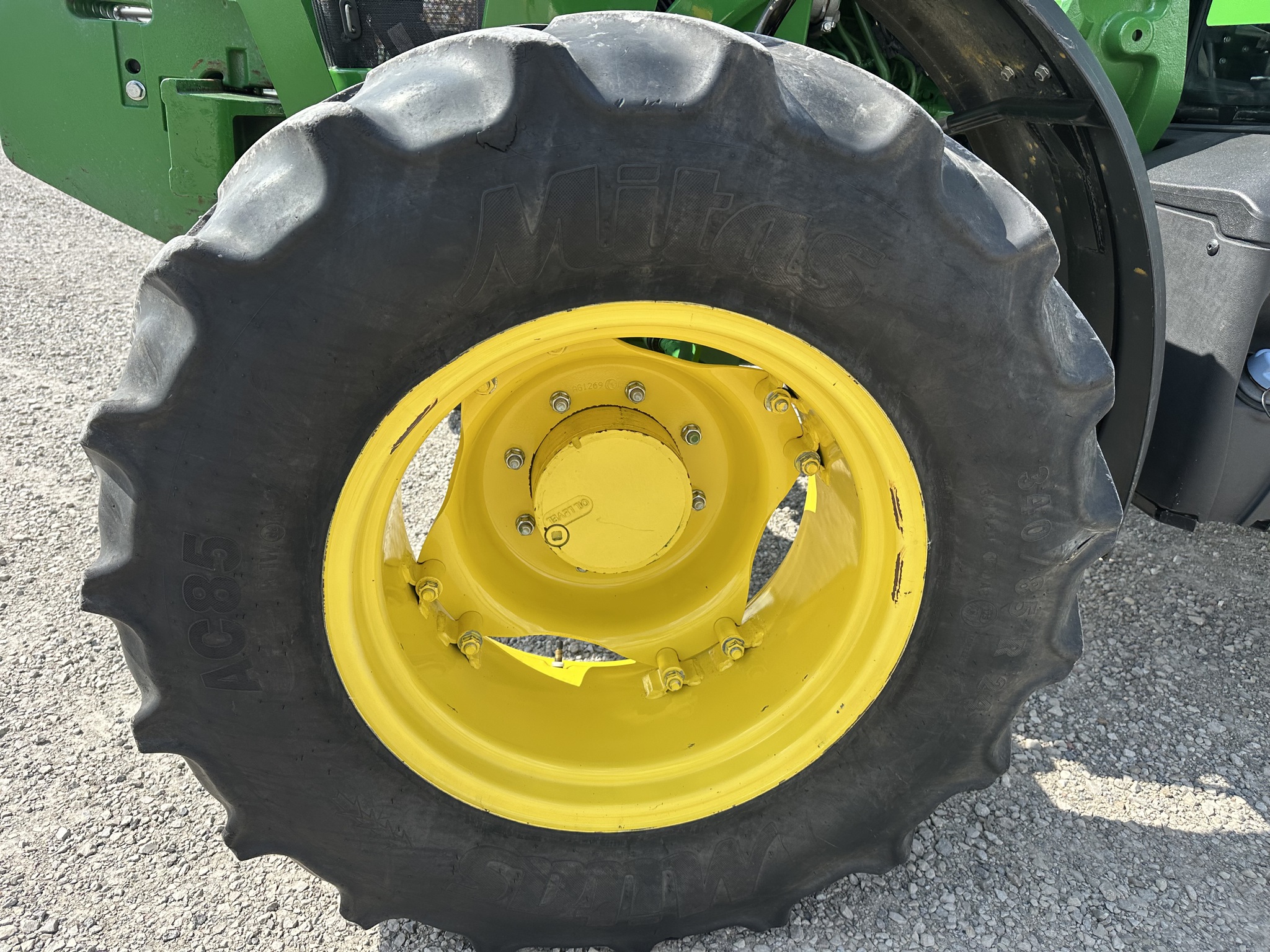 2023 John Deere 6120E Image 16