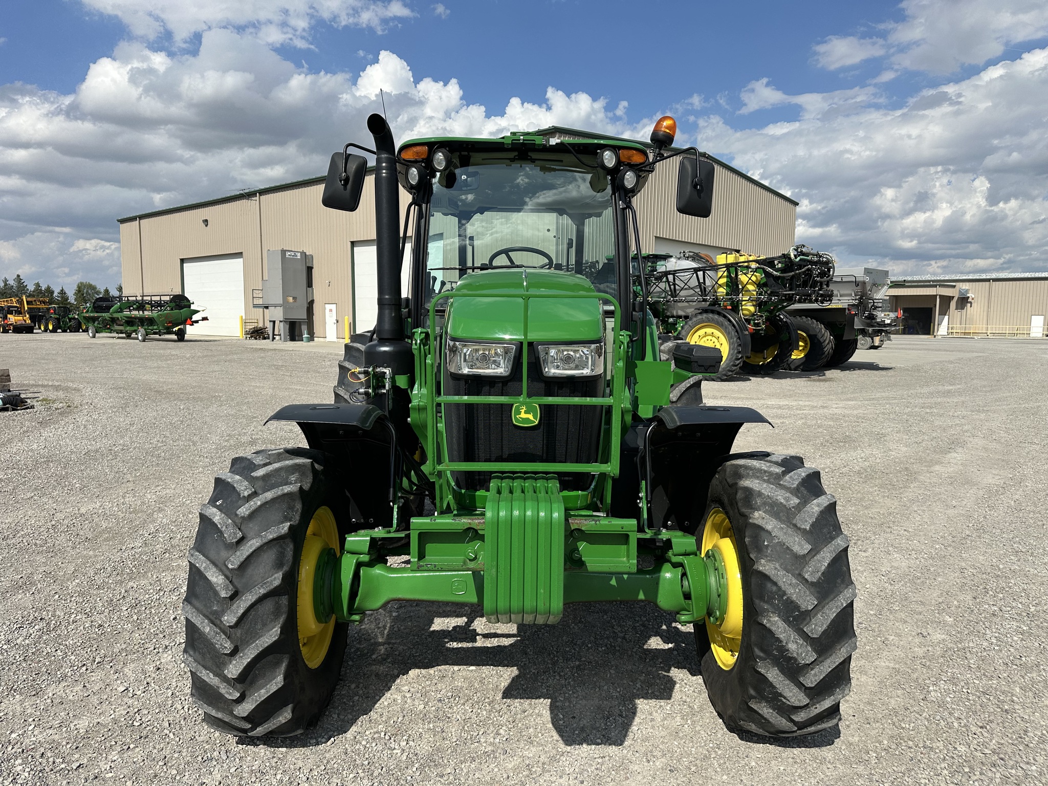 2023 John Deere 6120E Image 8
