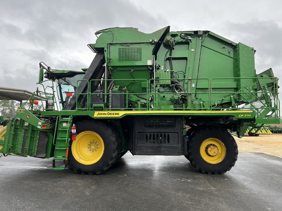 2023 John Deere CP770 Photo 10