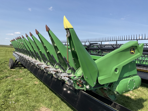  John Deere C16F