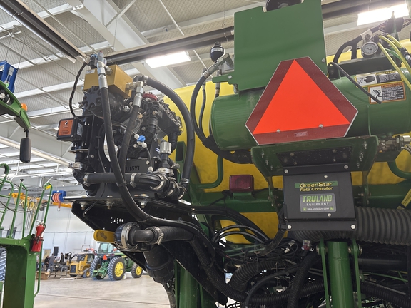 Used 2016 John Deere 1775NT Planters: Drawn at Koenig Equipment in Greenville, OH - Photo13