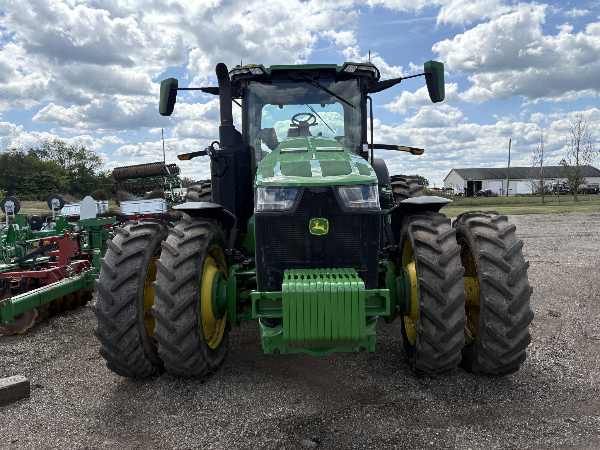 2020 John Deere 8R 310 Image 2