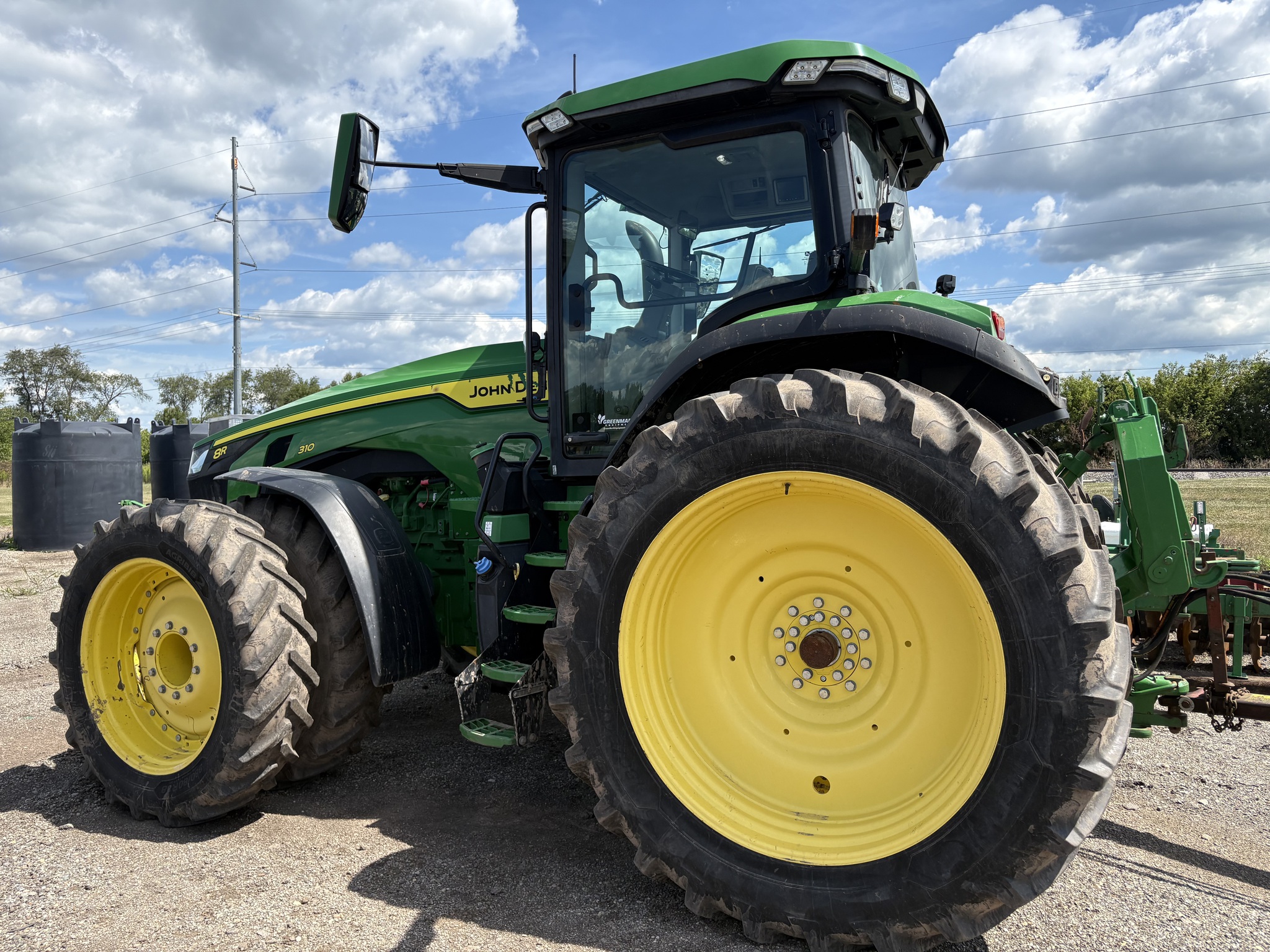 2020 John Deere 8R 310 Image 4