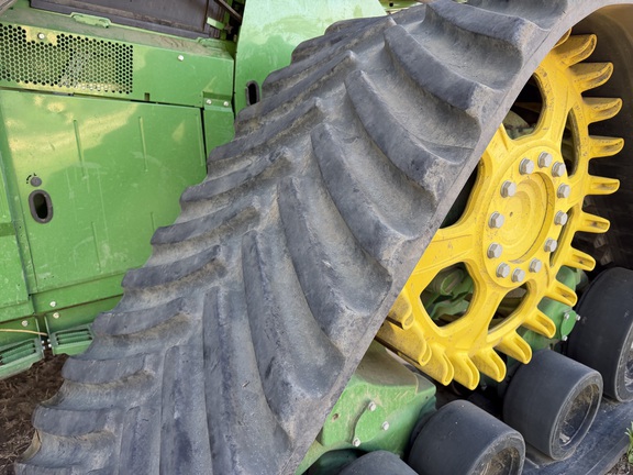 2023 John Deere X9 1100 - Photo13