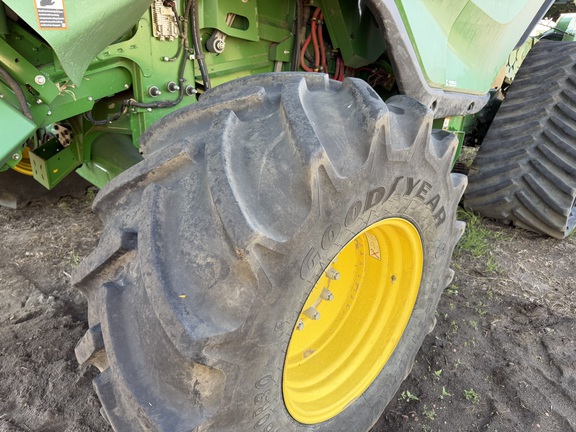 2023 John Deere X9 1100 - Photo17