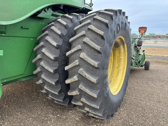 Used 2017 John Deere T670 Combines at Horizon Ag & Turf in Lloydminster, AB - Photo19