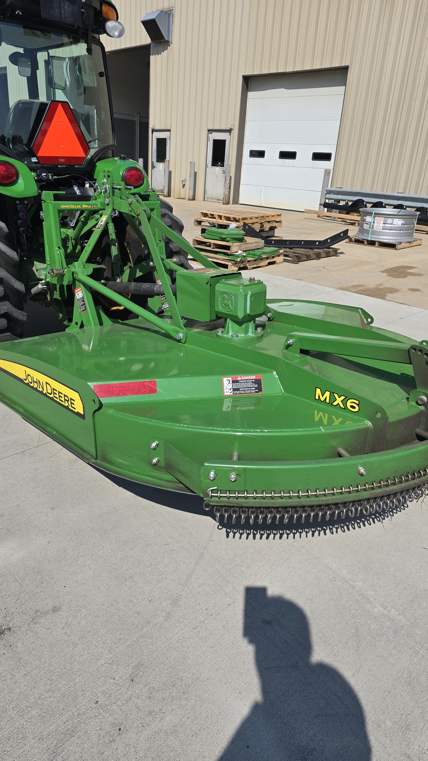 2022 John Deere MX6 Image 3