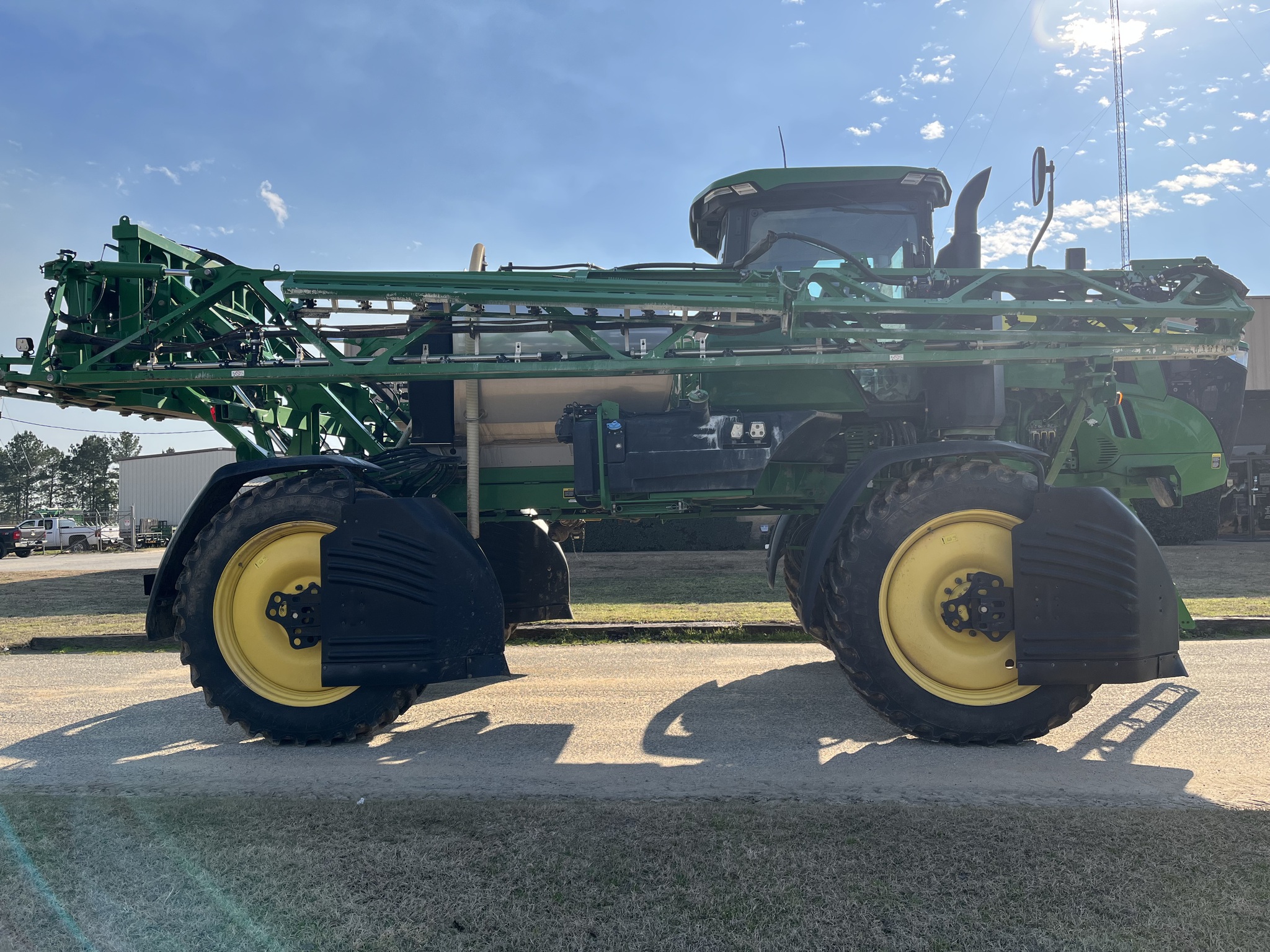 2025 John Deere 410R Image 2