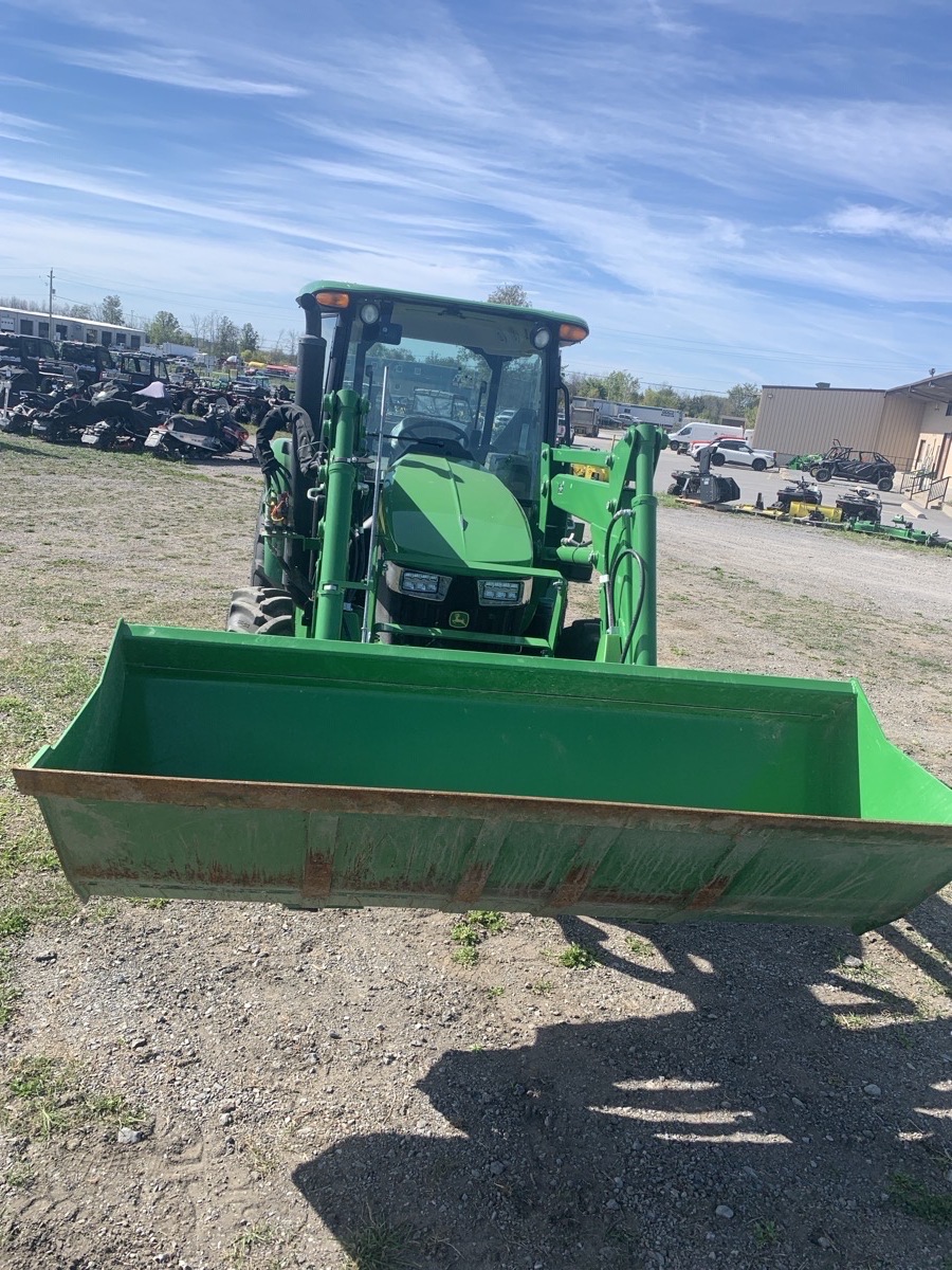 2024 John Deere 5060E Image 8