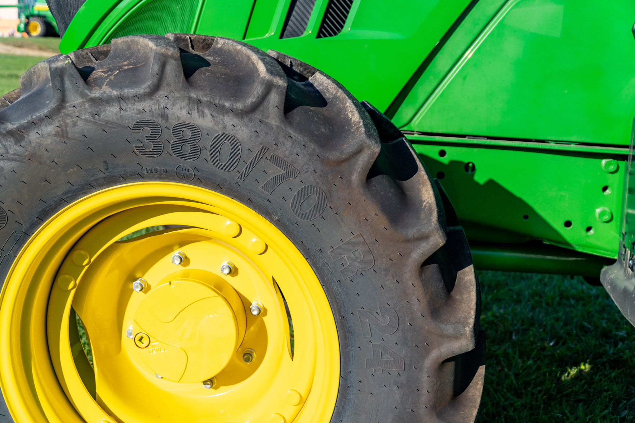 Used 2022 John Deere 6140M Row Crop Tractors at Koenig Equipment in Anna, OH - PhotoXL10