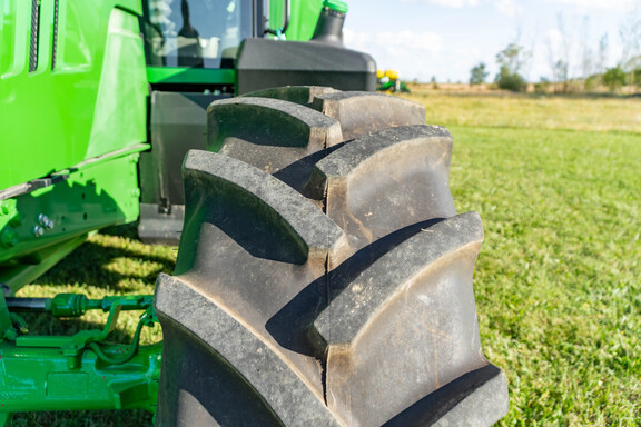 Used 2022 John Deere 6140M Row Crop Tractors at Koenig Equipment in Anna, OH - Photo12