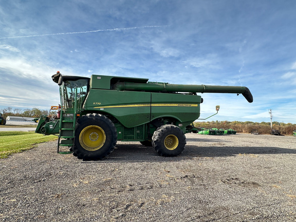2019 John-Deere S770