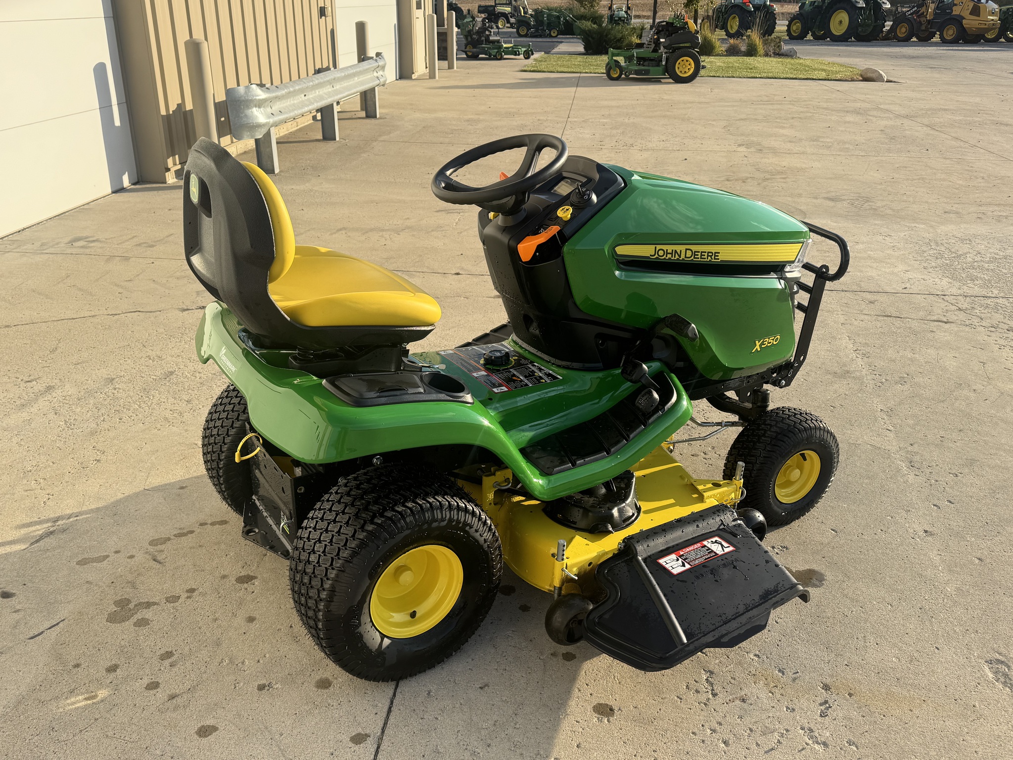 2024 John Deere X350 Image 6